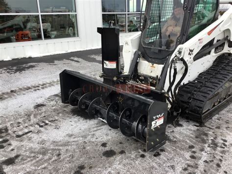 bobcat sb200 skid steer snowblower s n 712903539|Sb200 snow blower .